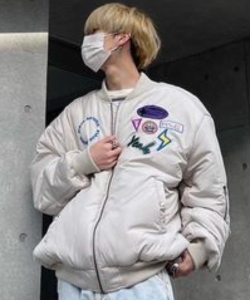 ８(eight)（エイト）の「ビッグボンバージャケットMA-1（MA-1・メンズ・ブラック/オリーブ/ストーン・MEDIUM/LARGE）」の2枚目の写真