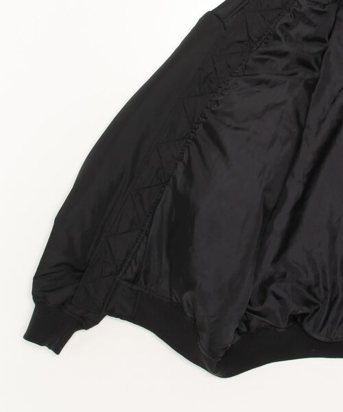 ８(eight)（エイト）の「ビッグボンバージャケットMA-1（MA-1・メンズ・ブラック/オリーブ/ストーン・MEDIUM/LARGE）」の5枚目の写真