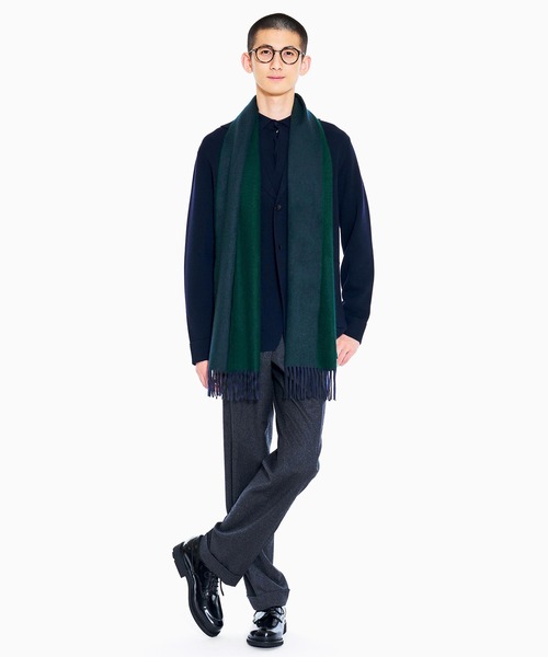 LANVIN collection（ランバン コレクション）の「WIDE REVERSIBLE CASHMERE SCARF（マフラー・メンズ・ブラック/ダークブラウン/グリーン・FREE）」の4枚目の写真