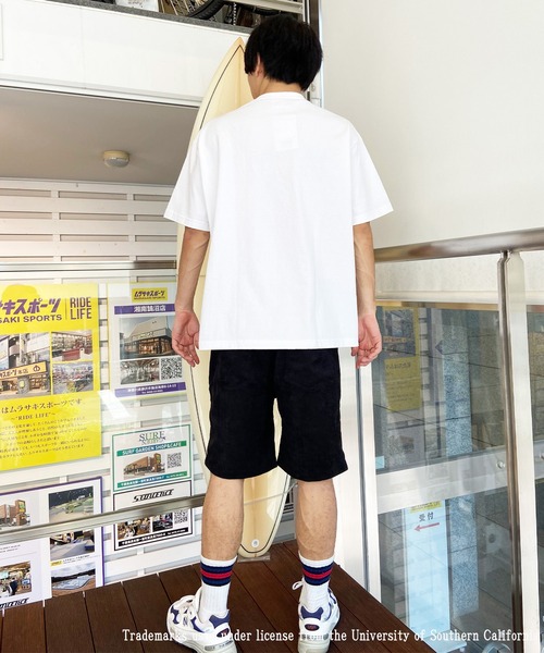 Champion（チャンピオン）の「CHAMPION/チャンピオン カレッジロゴTシャツ USAコットン/バインダーネック/フロントプリント C5-X303（Tシャツ/カットソー・メンズ・ホワイト×レッド/ホワイト/ブラック/レッド・M/L/XL）」の9枚目の写真