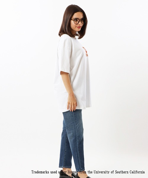 Champion（チャンピオン）の「CHAMPION/チャンピオン カレッジロゴTシャツ USAコットン/バインダーネック/フロントプリント C5-X303（Tシャツ/カットソー・メンズ・ホワイト×レッド/ホワイト/ブラック/レッド・M/L/XL）」の14枚目の写真