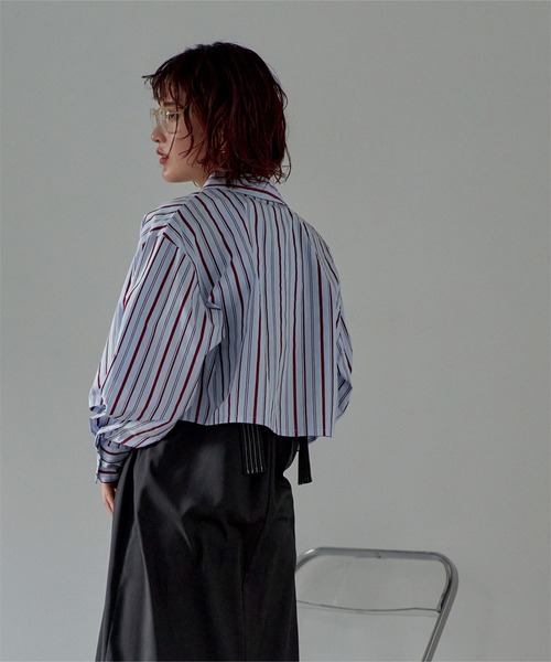 miette(ミエット)の「ゴールドボタンストライプショートシャツ(シャツ/ブラウス・レディース・ライトブルー/ホワイト系その他・FREE)」の7枚目の写真