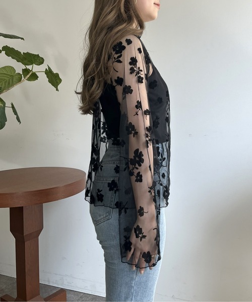 prose verse（プロズヴェール）の「フロッキフラワーシアートップス（Tシャツ/カットソー・レディース・ブラック/モカ・ﾌﾘ-）」の7枚目の写真