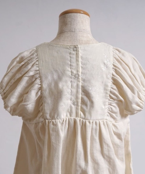 NAOMI ITO（ナオミイトウ）の「【Hommage(オマージュ)】 ガーゼパフロンパース（ロンパース・キッズ・クリーム/ライトグリーン・70cm/80ｃｍ）」の5枚目の写真