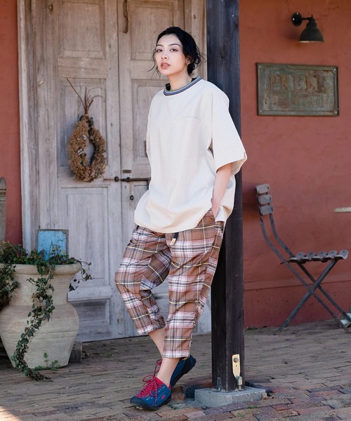 go slow caravan（ゴースローキャラバン）の「COBMASTER/コブマスター　リネンミックス マルチカラーリブ クルーネックTEE（Tシャツ/カットソー・メンズ・ダークグレー/ナチュラル/グリーン/オレンジ系その他・LARGE/MEDIUM/X-LARGE）」の8枚目の写真