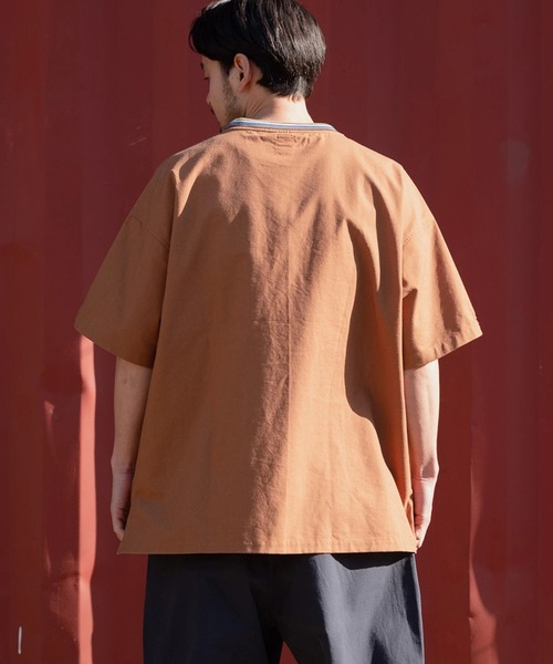 go slow caravan（ゴースローキャラバン）の「COBMASTER/コブマスター　リネンミックス マルチカラーリブ クルーネックTEE（Tシャツ/カットソー・メンズ・ダークグレー/ナチュラル/グリーン/オレンジ系その他・LARGE/MEDIUM/X-LARGE）」の6枚目の写真