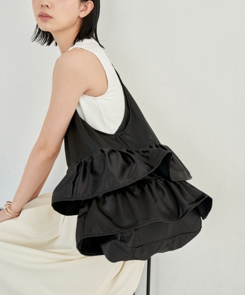 Aunt Marie's（アントマリーズ）の「ティアードフリルサテンビッグトート / 大容量 / A4収納可能（トートバッグ・レディース・ベージュ/ブラック/ブルー・FREE）」の13枚目の写真