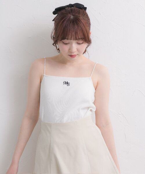 ems excite(エムズエキサイト)の「刺繍カップ付きキャミ(キャミソール・レディース・ブラック/ピンク/オフホワイト/ブラック系その他3・FREE)」の11枚目の写真