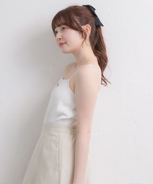 ems excite(エムズエキサイト)の「刺繍カップ付きキャミ(キャミソール・レディース・ブラック/ピンク/オフホワイト/ブラック系その他3・FREE)」の12枚目の写真