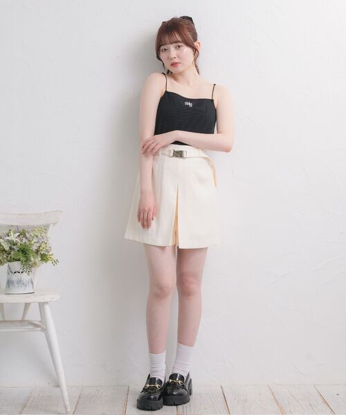 ems excite(エムズエキサイト)の「刺繍カップ付きキャミ(キャミソール・レディース・ブラック/ピンク/オフホワイト/ブラック系その他3・FREE)」の14枚目の写真