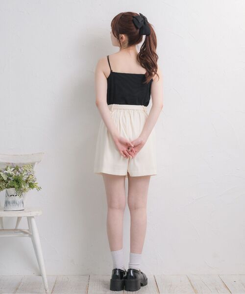 ems excite(エムズエキサイト)の「刺繍カップ付きキャミ(キャミソール・レディース・ブラック/ピンク/オフホワイト/ブラック系その他3・FREE)」の17枚目の写真