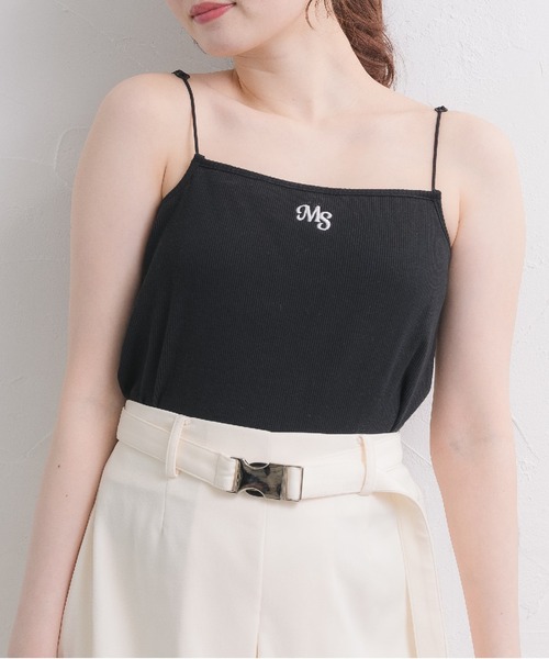 ems excite（エムズエキサイト）の「刺繍カップ付きキャミ