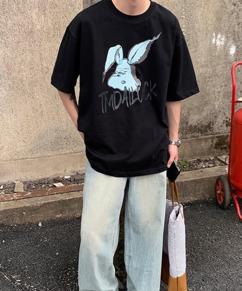 MGV(エムジーヴィー)の「ラビットイラストT(Tシャツ/カットソー・メンズ・ホワイト/ブラック・MEDIUM/LARGE/X-LARGE)」の1枚目の写真