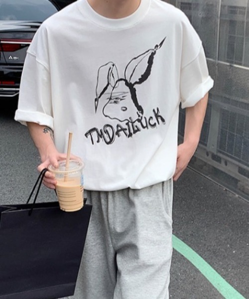 MGV(エムジーヴィー)の「ラビットイラストT(Tシャツ/カットソー・メンズ・ホワイト/ブラック・MEDIUM/LARGE/X-LARGE)」の15枚目の写真