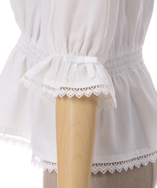 axes femme(アクシーズファム)の「フリル襟シャーリングブラウス(シャツ/ブラウス・レディース・ホワイト/サックスブルー/ワイン/ブラック・MEDIUM)」の12枚目の写真