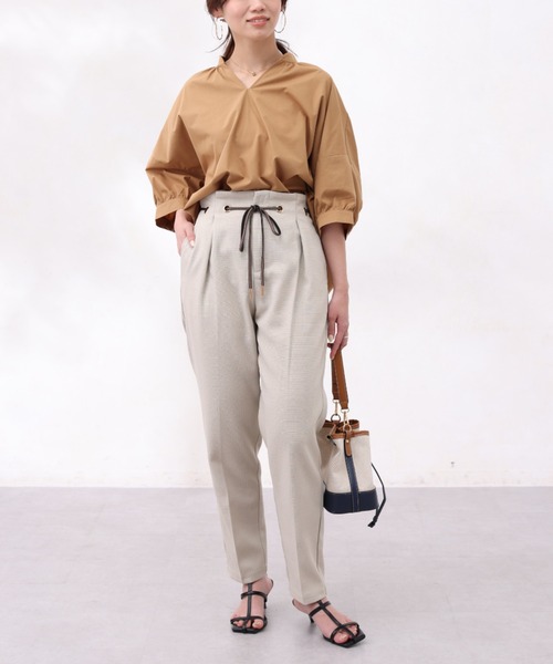 Chez toi（シェトワ）の「バックギャザースキッパーシャツ（シャツ/ブラウス・レディース・パープル/キャメル/オフホワイト/アイボリー・FREE）」の16枚目の写真