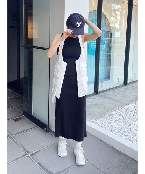 Ungrid(アングリッド)の「アメスリテレコフィットワンピース(ワンピース・レディース・ターコイズブルー/ブラウン/ブラック・FREE)」の22枚目の写真