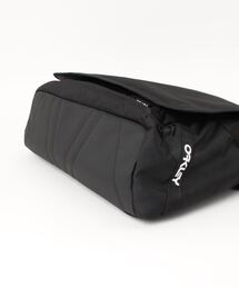OAKLEY（オークリー）の「/OAKLEY/15L STREET MESSENGER BAG