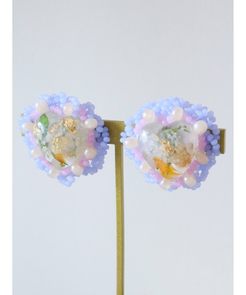 tone(トーン)の「【chiguhagu】【chiguhagu】押花×ビーズピアス(MA)(ピアス(両耳用)・レディース・ブルー系その他・FREE)」の3枚目の写真