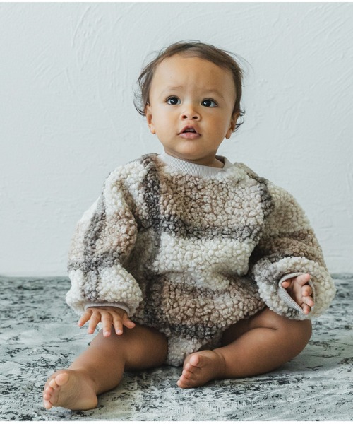 pairmanon（ペアマノン）の「【かぞくおそろい】【ベビー】シープボア ポケット ラグラン ロンパース（ロンパース・キッズ・アイボリー/オレンジ/ピンク系その他5/ベージュ系その他4/パープル/ピンク/ベージュ・80/70）」の9枚目の写真