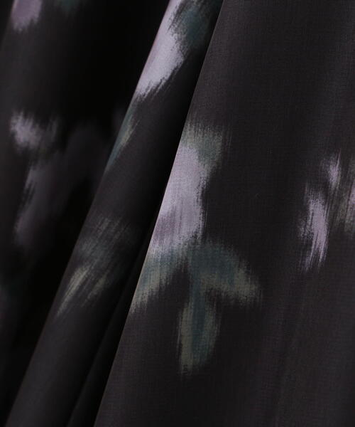 PROPORTION BODY DRESSING（プロポーションボディドレッシング）の「フラワーフロントギャザーワンピース / 1213240912（ワンピース・レディース・グレー/ダークグレー・SMALL/MEDIUM）」の3枚目の写真