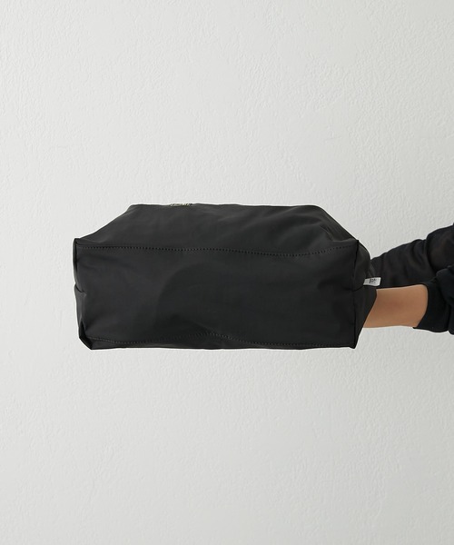 ear PAPILLONNER（イアパピヨネ）の「【PEZ(ペッツ)× ear】クロスショルダーバッグ/シャーリングリボン/ホーボーバッグ（ショルダーバッグ・レディース・カーキ/ブラック/ベージュ/グレー・FREE）」の17枚目の写真