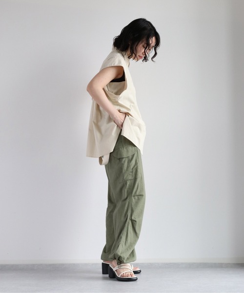 cepo（セポ）の「バックシャーリングフレンチシャツ（シャツ/ブラウス・レディース・オフホワイト/ブラウン/グリーン・M）」の11枚目の写真