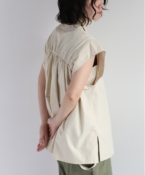 cepo（セポ）の「バックシャーリングフレンチシャツ（シャツ/ブラウス・レディース・オフホワイト/ブラウン/グリーン・M）」の7枚目の写真