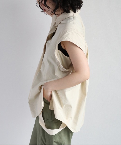 cepo（セポ）の「バックシャーリングフレンチシャツ（シャツ/ブラウス・レディース・オフホワイト/ブラウン/グリーン・M）」の6枚目の写真