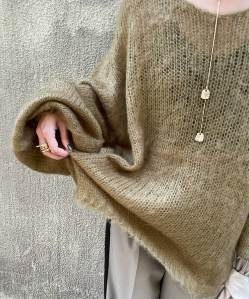 AIC.(エーアイシー)の「起毛加工メッシュ編みオーバーサイズニット(ニット/セーター・レディース・ブラック/グレー/オリーブ/ブルー・FREE)」の19枚目の写真