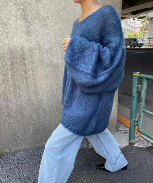 AIC.(エーアイシー)の「起毛加工メッシュ編みオーバーサイズニット(ニット/セーター・レディース・ブラック/グレー/オリーブ/ブルー・FREE)」の10枚目の写真