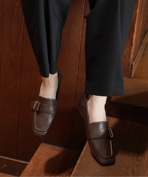 AmiAmi（アミアミ）の「2WAYローファー バブーシュ（ローファー・レディース・アイボリー/ブラック/ダークブラウン・LL/S/M/L）」の4枚目の写真