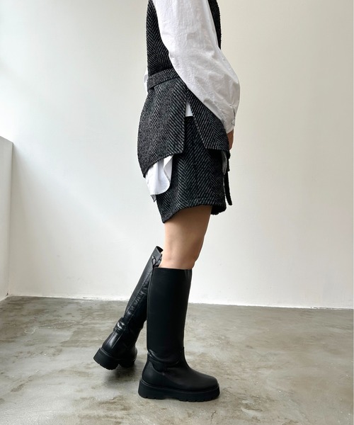 Meli rich（メリーリッチ）の「ヘリンボーンショートパンツ（その他パンツ・レディース・ブラック/グレー・MEDIUM）」の10枚目の写真
