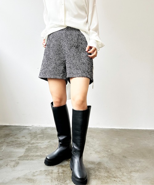 Meli rich（メリーリッチ）の「ヘリンボーンショートパンツ（その他パンツ・レディース・ブラック/グレー・MEDIUM）」の20枚目の写真