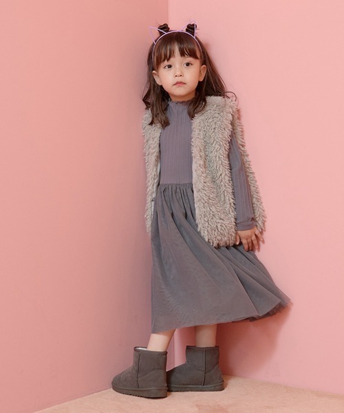 Lycee mine（リセマイン）の「フェイクファーベスト（ベスト・キッズ・ベージュ/チャコール/グレー/アイボリー・L(130-140)/M(110-120)）」の13枚目の写真