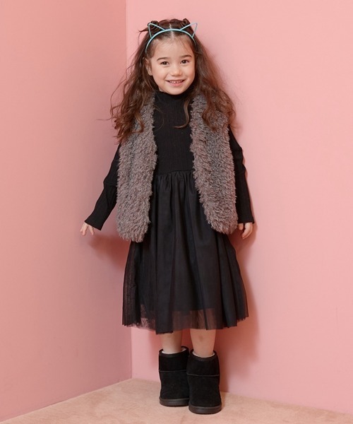 Lycee mine（リセマイン）の「フェイクファーベスト（ベスト・キッズ・ベージュ/チャコール/グレー/アイボリー・L(130-140)/M(110-120)）」の7枚目の写真