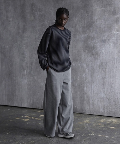 CALLNE(カルネ)の「【CALLNE】 Brushed lining Widestraight Sweatpants / 裏起毛ワイドストレートスウェットパンツ(スウェットパンツ・メンズ・ライトグレー/グレー/グレー系/ブラック/ブラック系・M/L/S)」の11枚目の写真