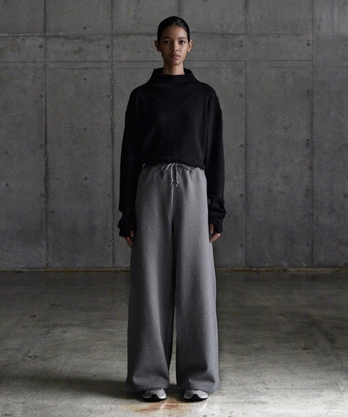 CALLNE(カルネ)の「【CALLNE】 Brushed lining Widestraight Sweatpants / 裏起毛ワイドストレートスウェットパンツ(スウェットパンツ・メンズ・ライトグレー/グレー/グレー系/ブラック/ブラック系・M/L/S)」の15枚目の写真