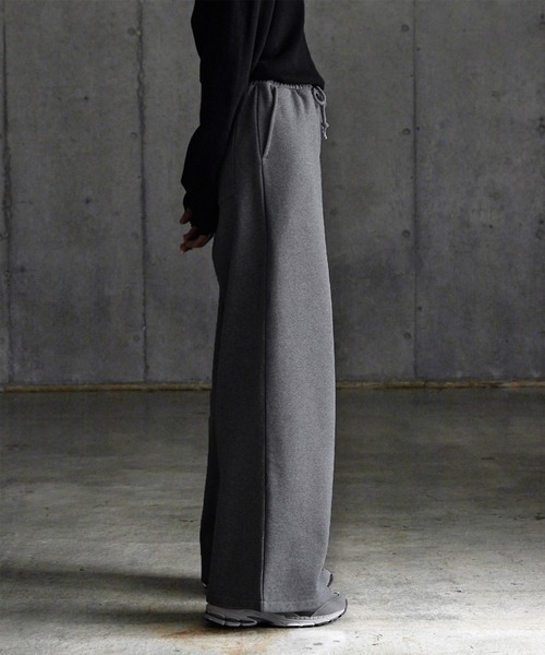 CALLNE(カルネ)の「【CALLNE】 Brushed lining Widestraight Sweatpants / 裏起毛ワイドストレートスウェットパンツ(スウェットパンツ・メンズ・ライトグレー/グレー/グレー系/ブラック/ブラック系・M/L/S)」の22枚目の写真