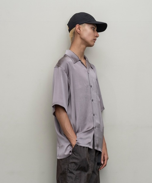 bal（バル）の「【BAL（バル）/2024春夏】POLYESTER SATIN SS SHIRT（シャツ/ブラウス・メンズ・キャメル/カーキ・1/2/3）」の13枚目の写真