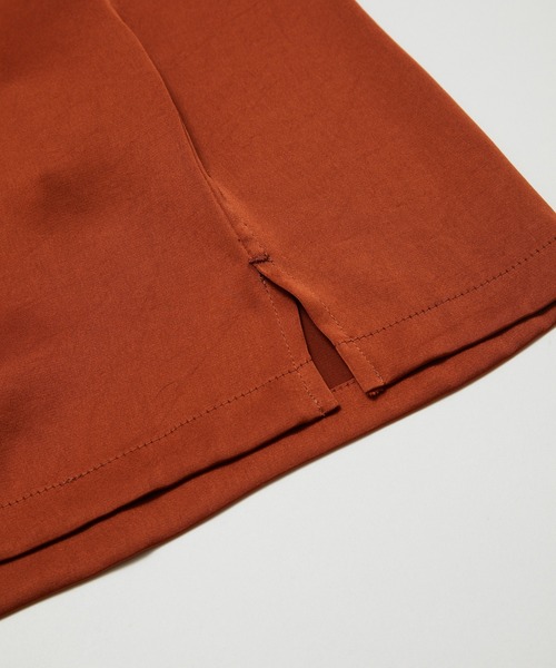 bal（バル）の「【BAL（バル）/2024春夏】POLYESTER SATIN SS SHIRT（シャツ/ブラウス・メンズ・キャメル/カーキ・1/2/3）」の8枚目の写真