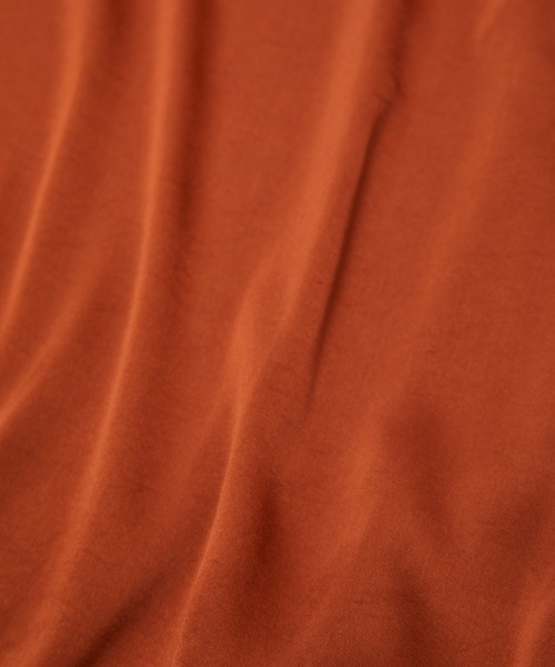 bal（バル）の「【BAL（バル）/2024春夏】POLYESTER SATIN SS SHIRT（シャツ/ブラウス・メンズ・キャメル/カーキ・1/2/3）」の9枚目の写真