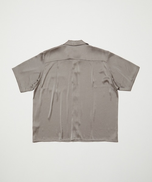 bal（バル）の「【BAL（バル）/2024春夏】POLYESTER SATIN SS SHIRT（シャツ/ブラウス・メンズ・キャメル/カーキ・1/2/3）」の5枚目の写真