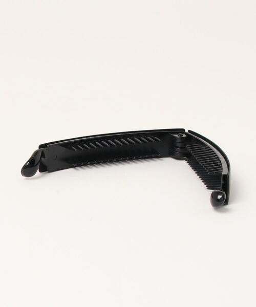 Three Four Time（ｽﾘｰﾌｫｰﾀｲﾑ）の「マットカラーワイドバナナクリップ（バレッタ/ヘアクリップ・レディース・ブラック/ベージュ・FREE）」の5枚目の写真