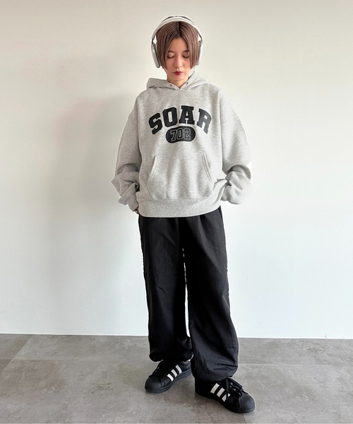 apres jour mignon(アプレジュールミニョン)の「ロゴフーディー【ZOZOTOWN限定アイテム】(パーカー・レディース・ボルドー/杢グレー/ナチュラル/ネイビー・X-LARGE/フリー)」の8枚目の写真