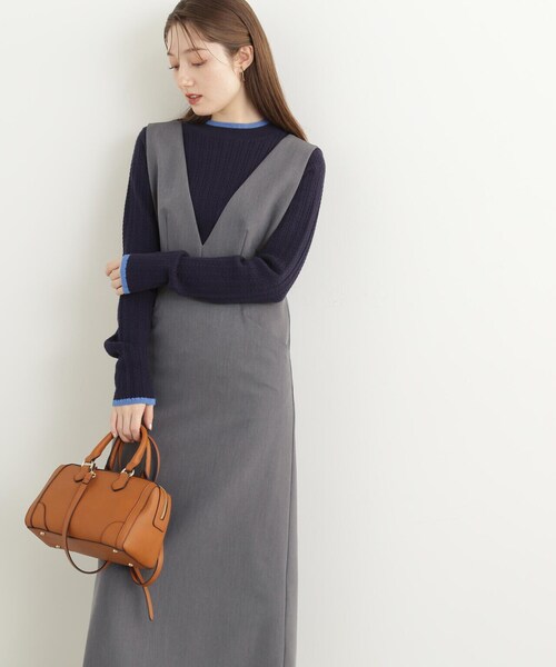 N.（N. Natural Beauty Basic）（エヌエヌナチュラルビューティーベーシック）の「プランジネックジャンパースカート（ジャンパースカート・レディース・ブラウン/ブラック/グレー・SMALL/MEDIUM）」の3枚目の写真