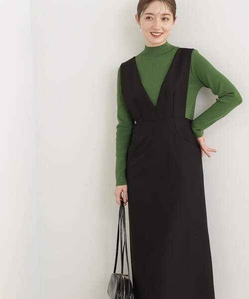 N.（N. Natural Beauty Basic）（エヌエヌナチュラルビューティーベーシック）の「プランジネックジャンパースカート（ジャンパースカート・レディース・ブラウン/ブラック/グレー・SMALL/MEDIUM）」の4枚目の写真