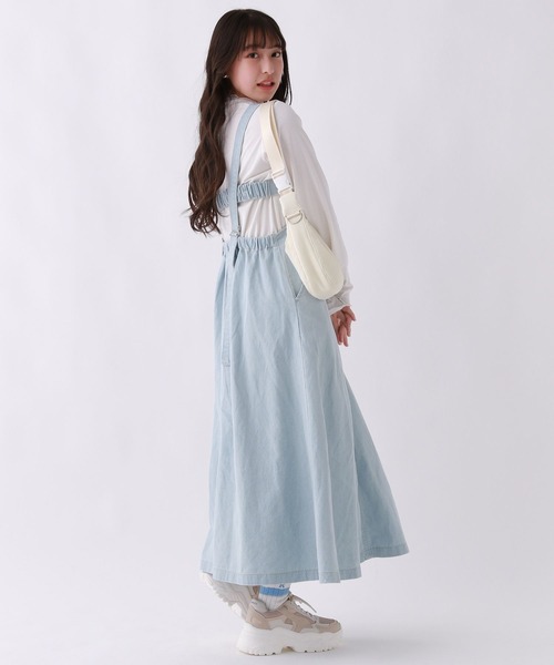 repipi armario(レピピ アルマリオ)の「デニムZIPジャンスカ(ジャンパースカート・キッズ・ブルー/ブラック・SMALL/MEDIUM/LARGE)」の13枚目の写真