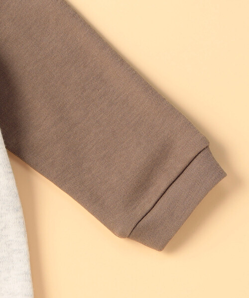 COMME CA ISM（コムサイズム）の「ロゴプリント長袖ツーウェイオール（ロンパース・キッズ・ラベンダー/オートミール・60-80cm）」の14枚目の写真