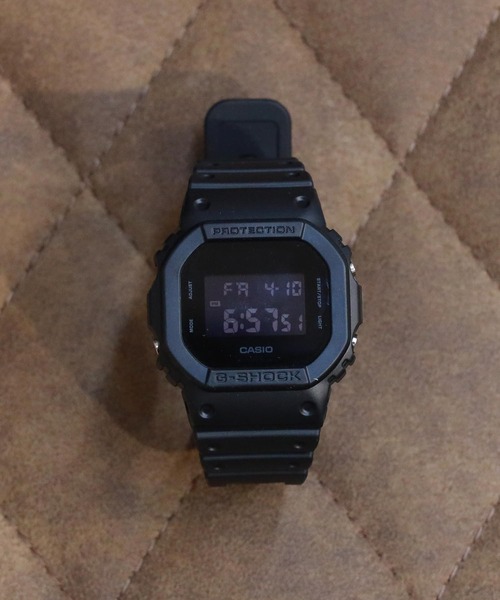 G-SHOCK(ジーショック)の「Solid Colors(ソリッドカラーズ) / DW-5600UBB-1JF(デジタル腕時計・メンズ・ブラック/ブラック系その他2/ブラック系その他/ブラック系その他3・FREE)」の22枚目の写真